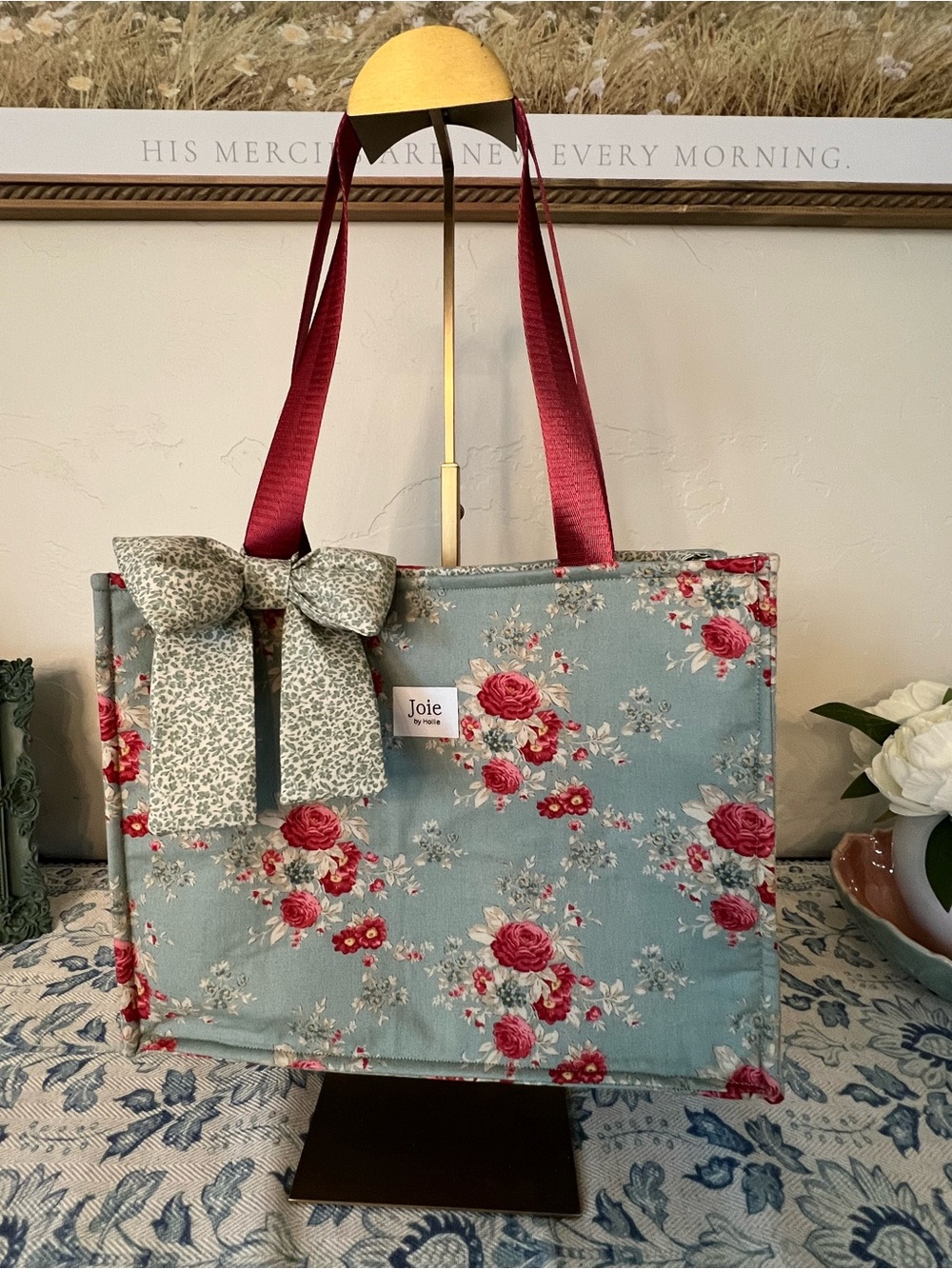 Joie by Hollie Floral Tote Bag in Slate Blue with Red Roses. 🌷 $65 Firm